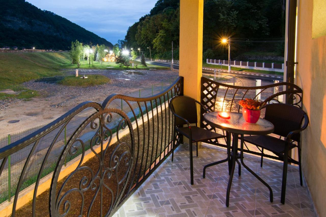 Vila Poienita Caciulata Călimăneşti Eksteriør bilde